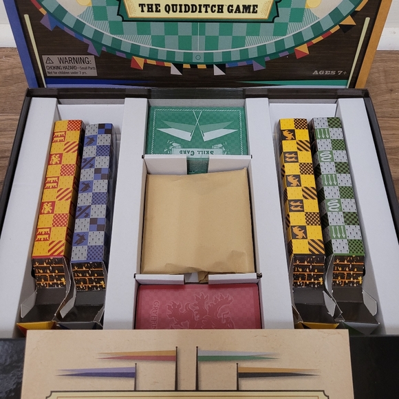 Harry Potter: Golden Snitch - Snitch Snatcher The Quidditch Game - Picture 2 of 4